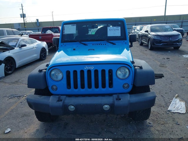 1C4BJWDG2HL635831 Jeep Wrangler Unlimited Sport 4x4
