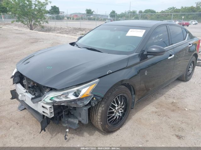 1N4BL4DWXKC211154 Nissan Altima 2.5 Sv