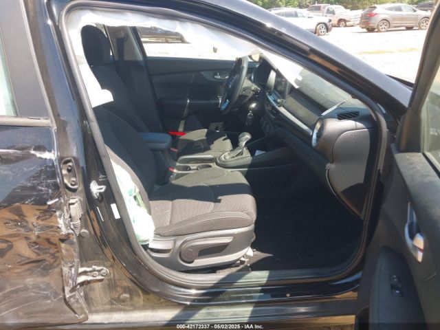 3KPF24AD7LE226335 KIA Forte Lxs