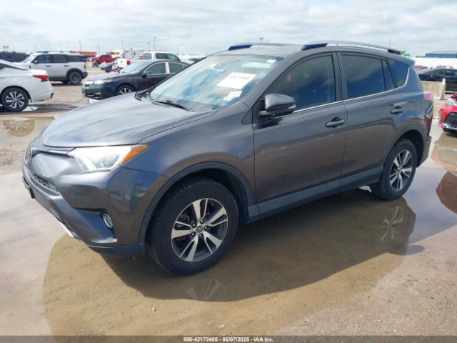 JTMWFREV0JJ727278 Toyota Rav4 Xle