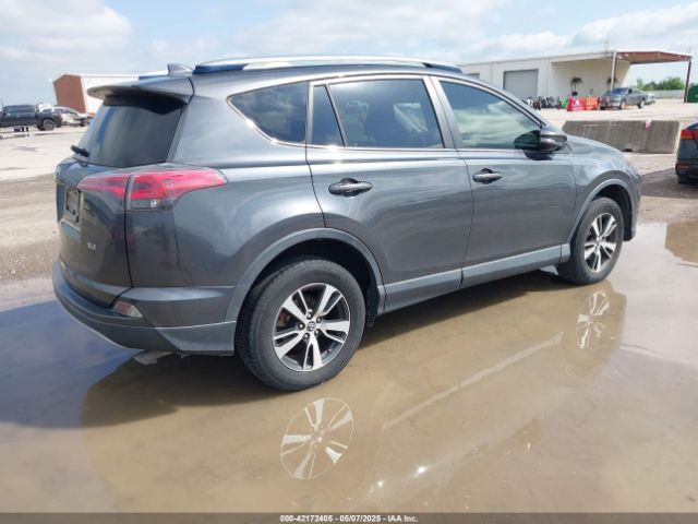 JTMWFREV0JJ727278 Toyota Rav4 Xle