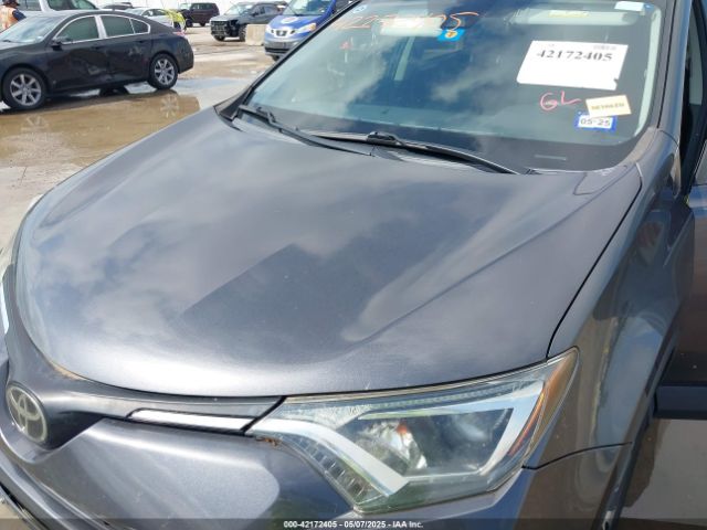 JTMWFREV0JJ727278 Toyota Rav4 Xle