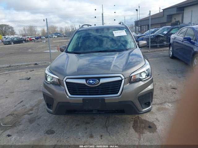 JF2SKAGC1KH434894 Subaru Forester Premium