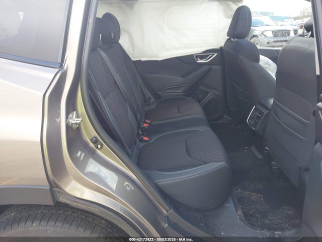 JF2SKAGC1KH434894 Subaru Forester Premium
