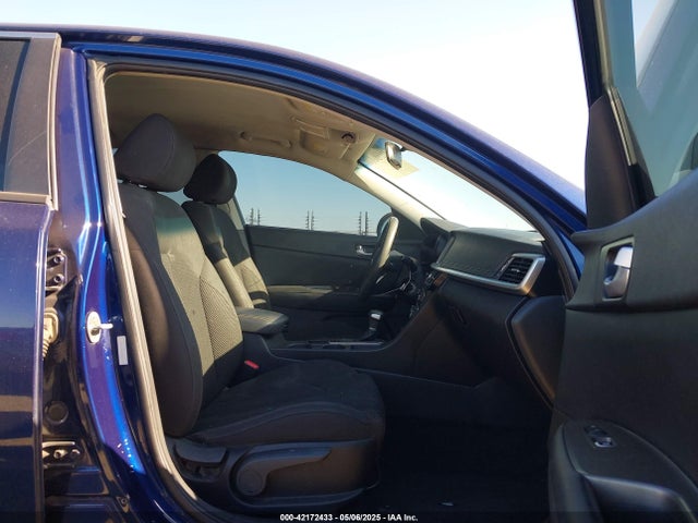5XXGT4L37KG277717 KIA gdi
