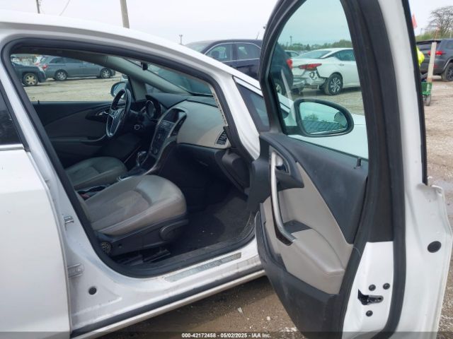 1G4PR5SKXH4105340 Buick Verano Sport Touring