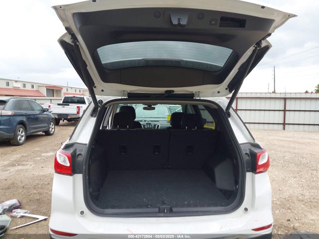 2GNAXKEX4J6152090 Chevrolet EQUINOX LT