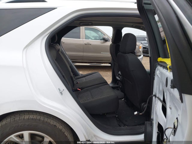 2GNAXKEX4J6152090 Chevrolet EQUINOX LT