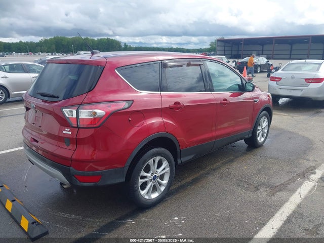 1FMCU0GD5HUA37443 Ford ESCAPE SE