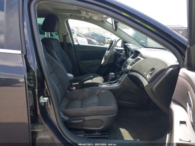 2016 CHEVROLET CRUZE LIMITED 1G1PE5SB3G7163473 Photo 4
