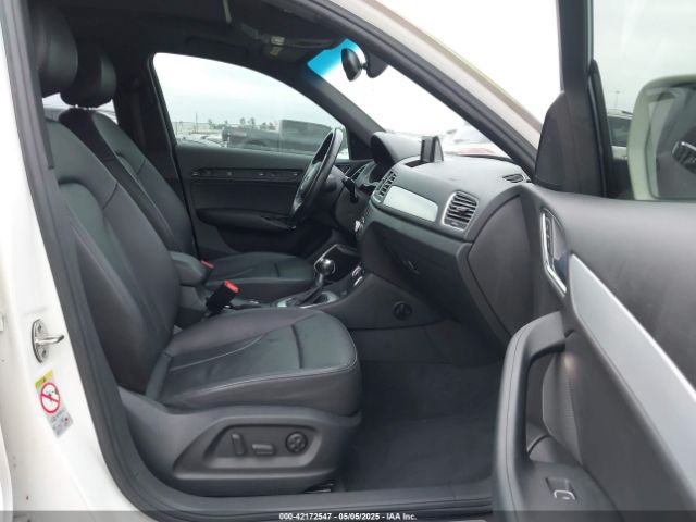 WA1FFCFSXFR005207 Audi Q3 2.0t Premium Plus