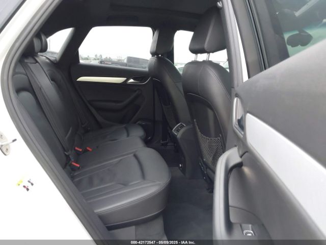 WA1FFCFSXFR005207 Audi Q3 2.0t Premium Plus