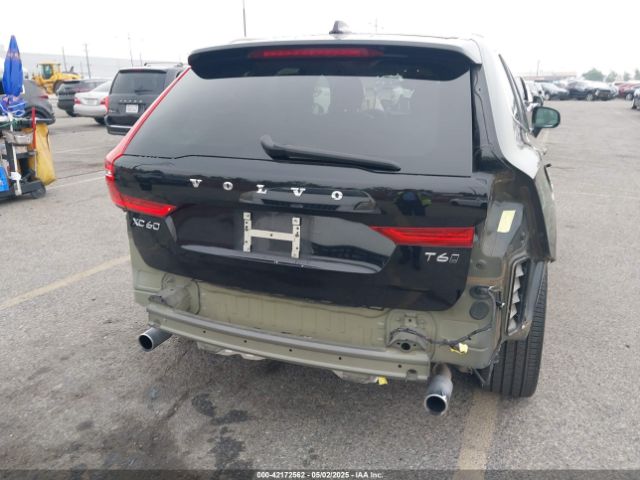 LYVA22RK8KB229949 Volvo Xc60 T6 Momentum