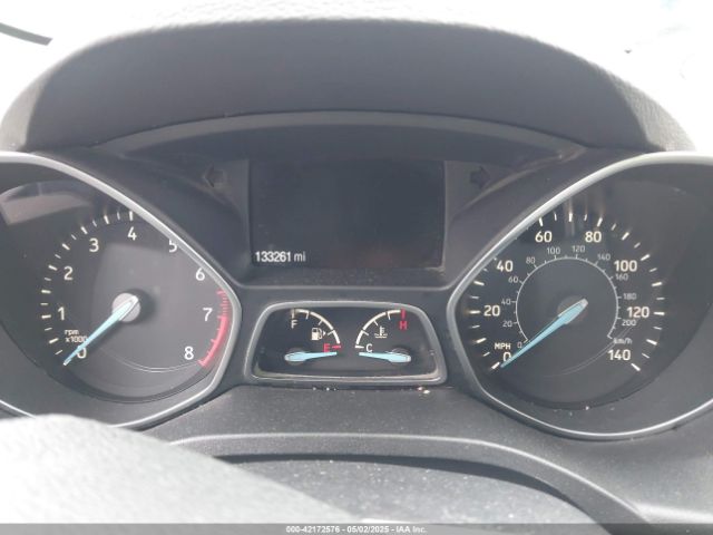 1FMCU0GD6HUC27154 Ford ESCAPE SE