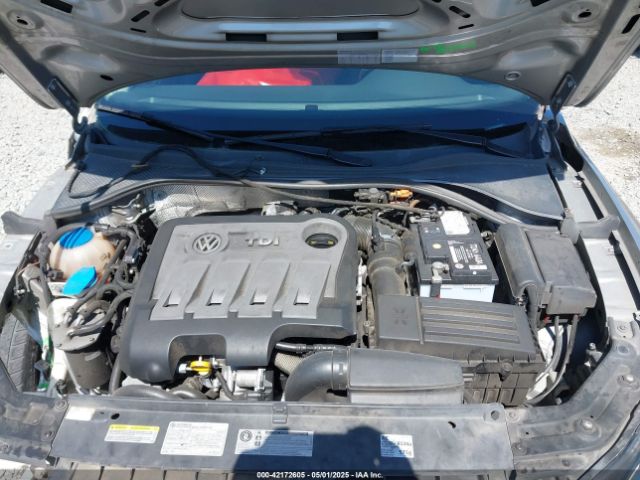 1VWBN7A35EC028438 Volkswagen Passat 2.0l Tdi Se