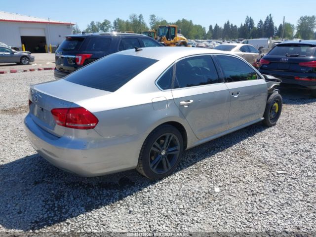1VWBN7A35EC028438 Volkswagen Passat 2.0l Tdi Se
