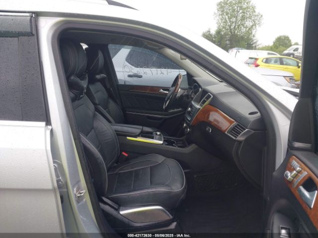 2013 MERCEDES-BENZ GL 550 4JGDF7DE3DA115878 Photo 4