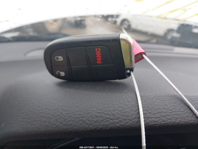 1C4RDHAG4HC737038 Dodge Durango Sxt Rwd