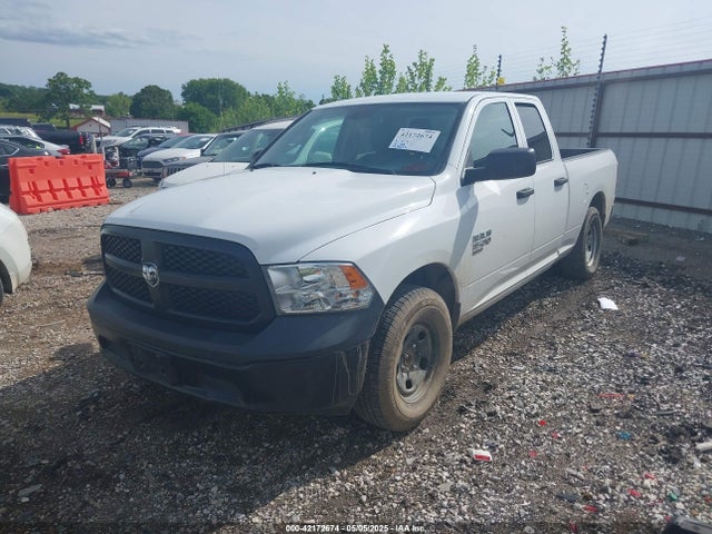 1C6RR6FG0LS103679 RAM 1500 Classic Tradesman  4x2 6'4 Box