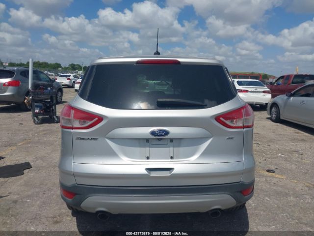 1FMCU0G75GUB56571 Ford ESCAPE SE