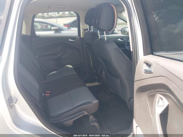 1FMCU0G75GUB56571 Ford ESCAPE SE