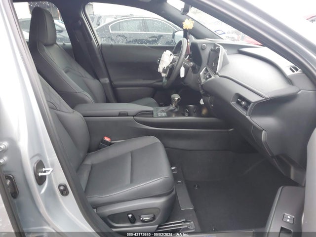 2024 Lexus Ux 250h Premium მანქანა იყიდება აუქციონზე, vin: JTHP6JBH7R2193351, აუქციონის ნომერი: 42172680