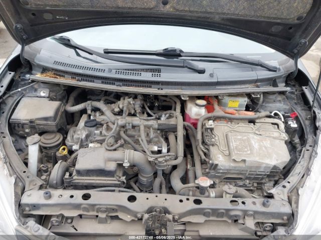 JTDKDTB35G1121651 Toyota Prius C Two
