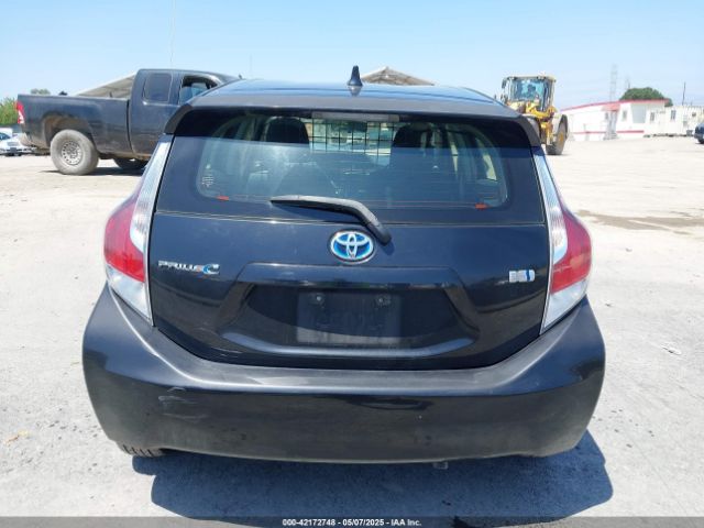 JTDKDTB35G1121651 Toyota Prius C Two