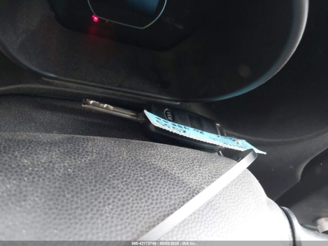 KNDJP3A52F7771720 KIA SOUL +