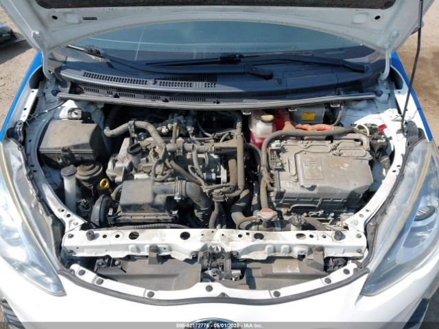 JTDKDTB36G1121951 Toyota Prius C Two