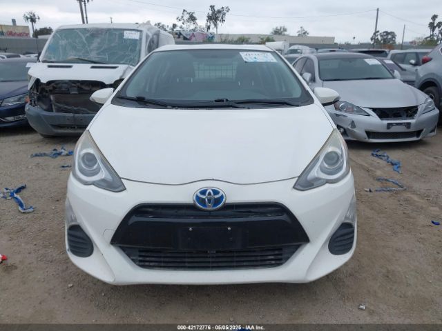 JTDKDTB36G1121951 Toyota Prius C Two