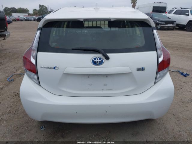 JTDKDTB36G1121951 Toyota Prius C Two