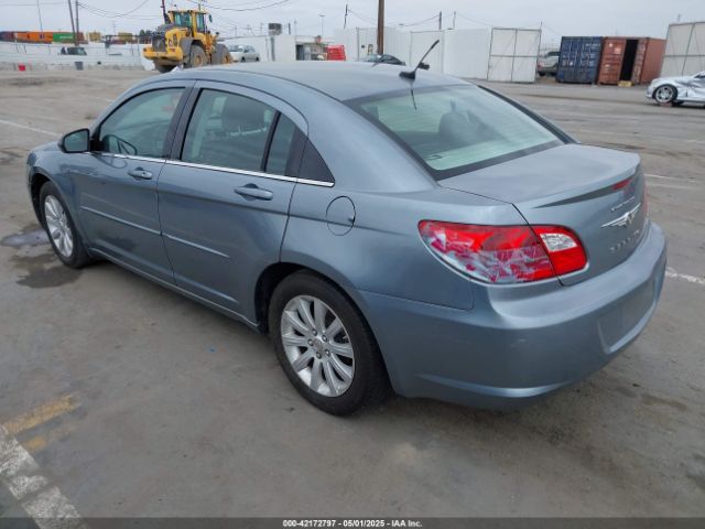 2010 CHRYSLER SEBRING 1C3CC5FD4AN155803 Photo 2