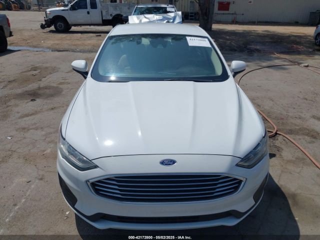3FA6P0HD0KR269136 Ford FUSION SE