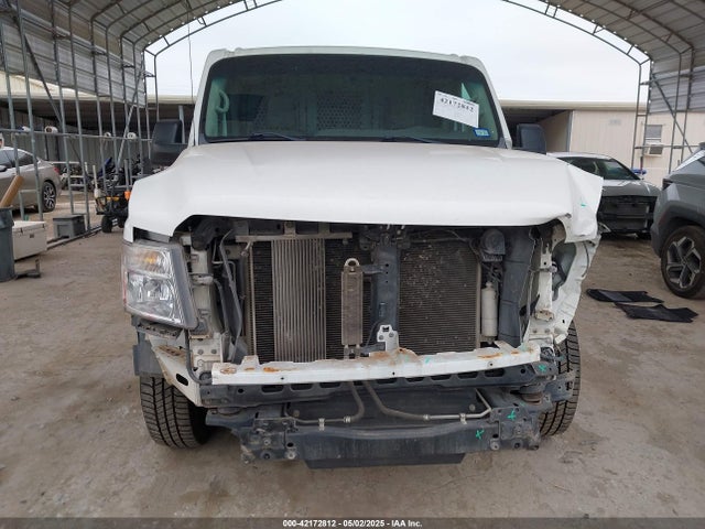 1N6BF0KY8JN801254 Nissan Nv Cargo Nv2500 Hd S V6