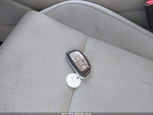 KM8J33A2XJU648190 Hyundai Tucson Value