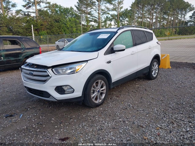 1FMCU0GD0JUC10999 Ford ESCAPE SE