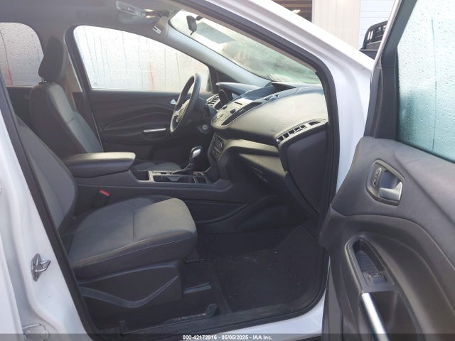 1FMCU0GD0JUC10999 Ford ESCAPE SE
