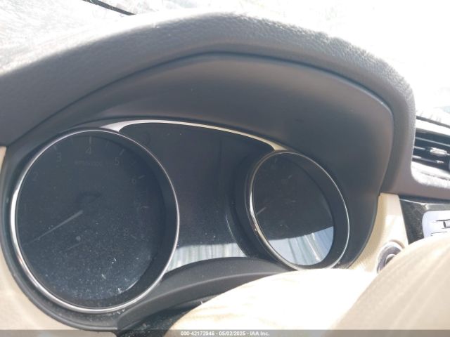 5N1AT2MV6FC775967 Nissan Rogue Sl