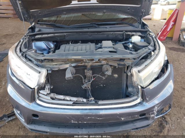 5TDKKRFH2FS115421 Toyota Highlander Xle V6