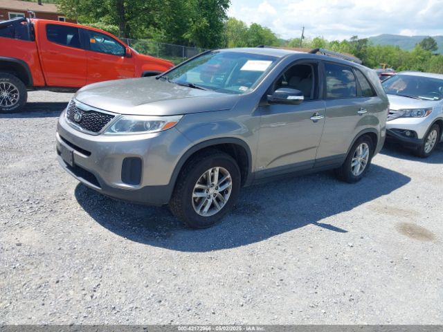 5XYKTCA67FG654369 KIA SORENTO LX