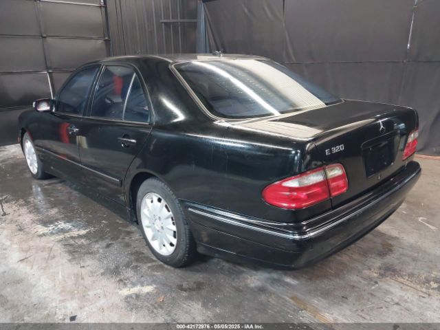 2000 MERCEDES-BENZ E 320 WDBJF65J2YB095098 Photo 2