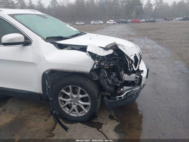 1C4PJMCS0FW558436 Jeep Cherokee Latitude