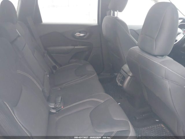 1C4PJMCS0FW558436 Jeep Cherokee Latitude