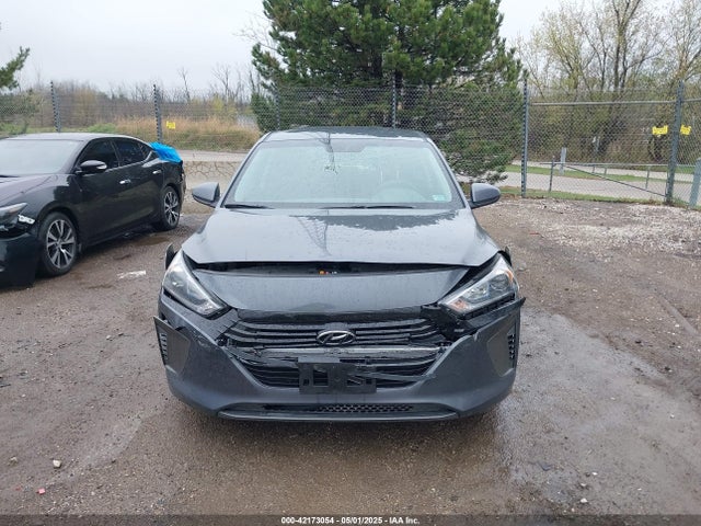 KMHC65LC7KU117578 Hyundai Ioniq Hybrid Blue