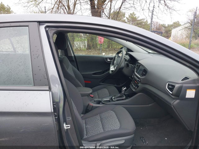KMHC65LC7KU117578 Hyundai Ioniq Hybrid Blue