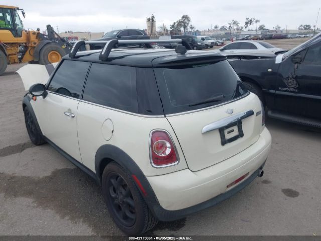 2013 MINI HARDTOP WMWSU3C59DT549526 Photo 2