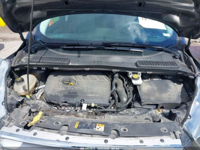1FMCU9GD5JUA64040 Ford ESCAPE SE