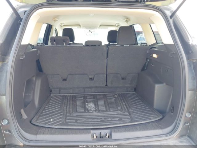 1FMCU9GD5JUA64040 Ford ESCAPE SE