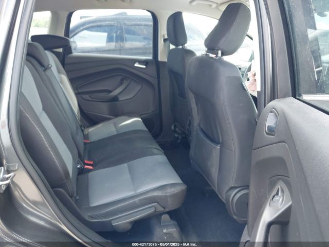 1FMCU9GD5JUA64040 Ford ESCAPE SE